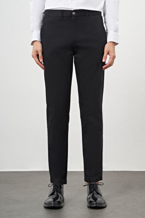  Erkek Siyah Chino Dynamik Fit Pantolon