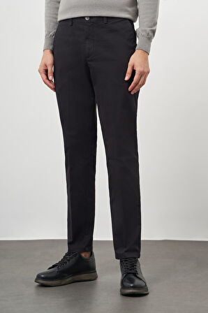 Erkek Siyah Dynamic Fit Chino Pantolon