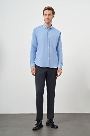  Erkek Mavi Pamuk Trend Dynamic Fit Düğmeli Yaka Gömlek