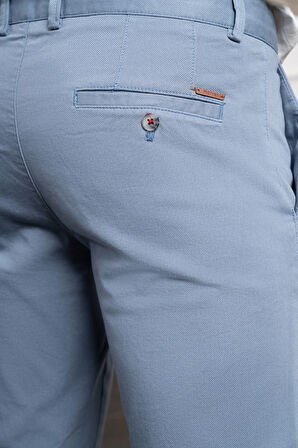  Erkek Mavi Dynamic Fit Rahat Kesim Chino Pantolon