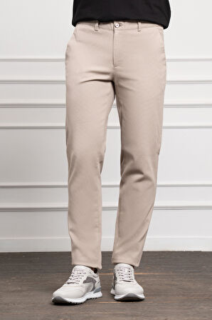  Erkek Bej Dynamic Fit Rahat Kesim Chino Pantolon