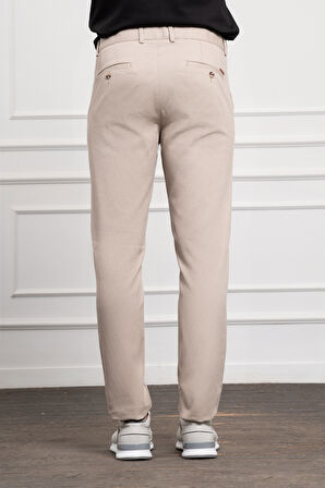  Erkek Bej Dynamic Fit Rahat Kesim Chino Pantolon