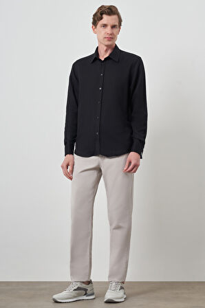  Erkek Siyah Manşetli Slim Fit Sert Yaka Gömlek