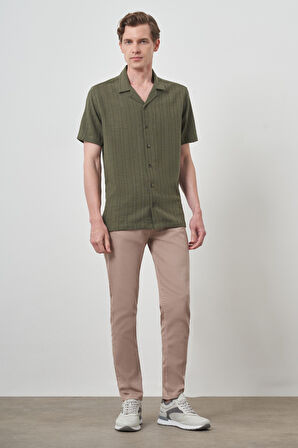  Erkek Haki Keten Regular Fit Apaş Yaka Kısa Kol Gömlek