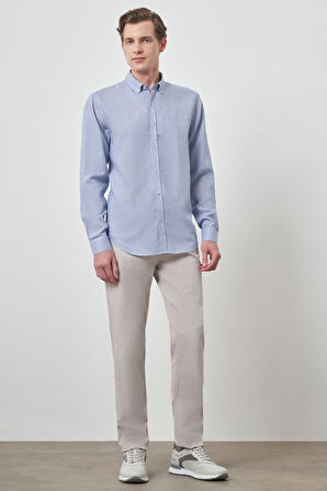  Erkek A. MAVİ Keten Dynamic Fit Düğmeli Yaka Gömlek