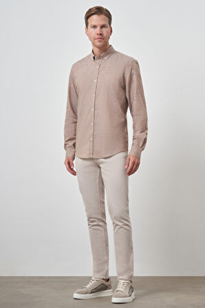  Erkek KAHVE Keten Dynamic Fit Düğmeli Yaka Gömlek