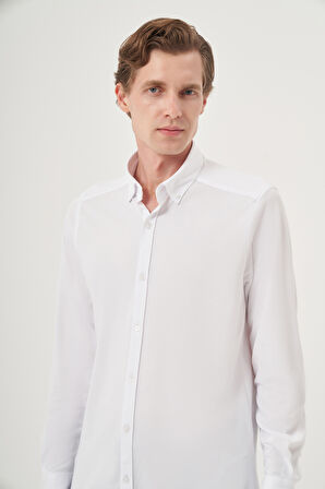  Erkek Beyaz Örme Slim Fit Düğmeli Yaka Gömlek