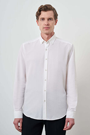  Erkek Beyaz Pamuk Trend Dynamic Fit Düğmeli Yaka Gömlek