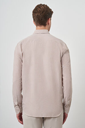  Erkek Bej Pamuk Trend Dynamic Fit Düğmeli Yaka Gömlek