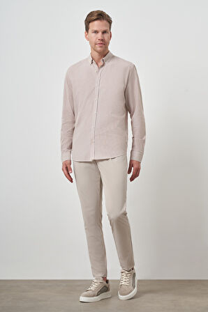  Erkek Bej Pamuk Trend Dynamic Fit Düğmeli Yaka Gömlek