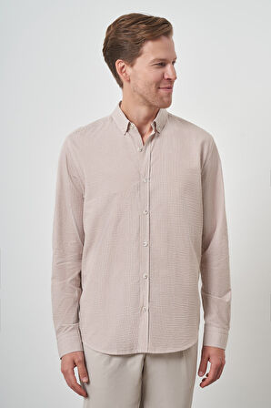  Erkek Bej Pamuk Trend Dynamic Fit Düğmeli Yaka Gömlek