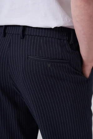  Erkek Lacivert Trend Çizgili Slim Fit Pantolon