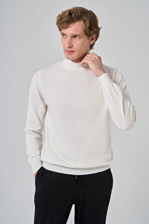  Erkek Ekru Basic Yarım Balıkçı Yaka Dynamic Fit Rahat Kesim Triko