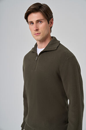  Erkek Haki Trend Bato Yaka Dynamic Fit Rahat Kesim Triko