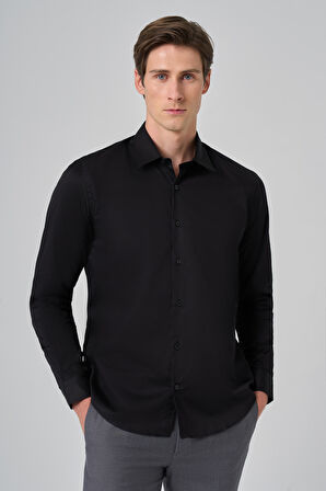  Erkek Siyah Dynamic Fit Sert Yaka Gömlek