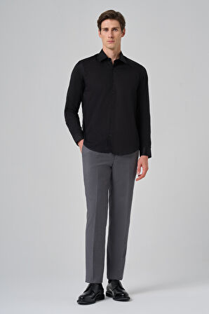  Erkek Siyah Dynamic Fit Sert Yaka Gömlek