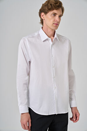  Erkek Beyaz Dynamic Fit Sert Yaka Gömlek