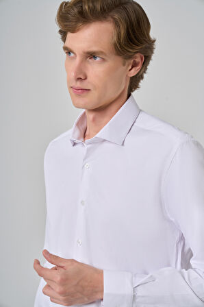  Erkek Beyaz Basic Düz Desen İtalyan Yaka Slim Fit Gömlek