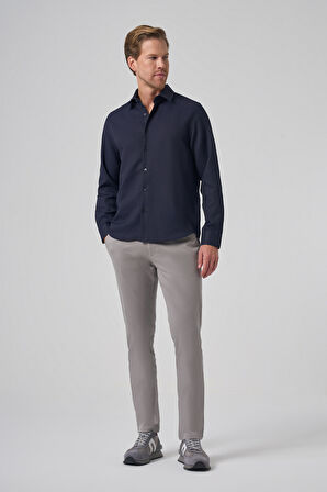  Erkek Lacivert Trend Dynamic Fit Sert Yaka Gömlek