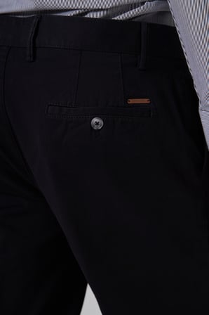  Erkek Siyah Pamuk Trend Dynamic Fit Chino Pantolon
