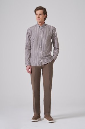  Erkek KAHVE Pamuk Trend Çizgili Dynamic Fit Düğmeli Yaka Gömlek