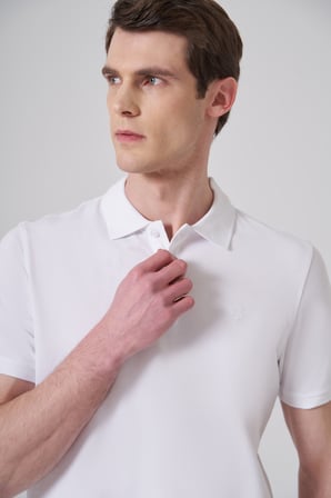  Erkek Beyaz Basic Polo Yaka Dynamic Fit T-Shirt