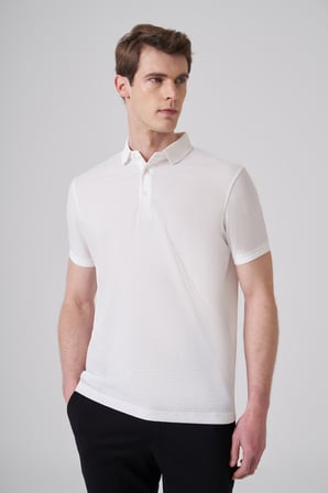  Erkek Beyaz Trend Jakarlı Polo Yaka Dinamik Fit T-shirt