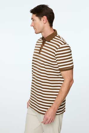  Erkek AÇIK KAHVE Trend Balık Sırtı Çizgili Polo Yaka Dinamik Fit Tshirt