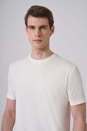  Erkek Ekru Trend  Bisiklet Yaka Rayon Dinamik Fit Tshirt