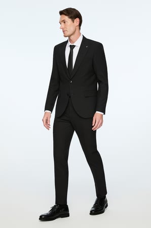  Erkek Siyah Poliviskon Basic Düz Slim Fit Sivri Yaka Takım Elbise