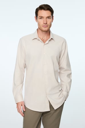  Erkek Bej Basic Regular Fit Sert Yaka Gömlek