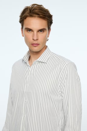  Erkek Lacivert Trend Çizgili Slim Fit İtalyan Yaka Gömlek