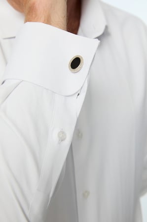  Erkek Beyaz Trend Dynamic Fit Sert Yaka Gömlek