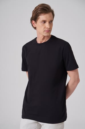  Erkek Siyah Basic Bisiklet Yaka Dynamic Fit Pamuk T-Shirt