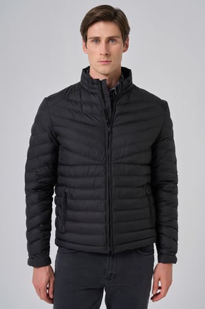  Erkek Siyah Polyester Kısa Kapitone Mont