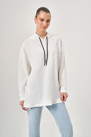 Omuzu İncili Ekru Sweatshirt