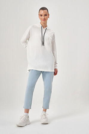 Omuzu İncili Ekru Sweatshirt