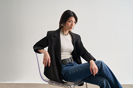 Mizalle Oversize Çift Yırtmaçlı Siyah Blazer Ceket