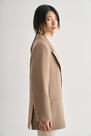 Mizalle Oversize Çift Yırtmaçlı Bej Blazer Ceket