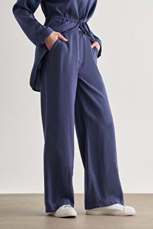 Mizalle İndigo Mavi Rahat Kesim Geniş Paçalı Modal Pantolon