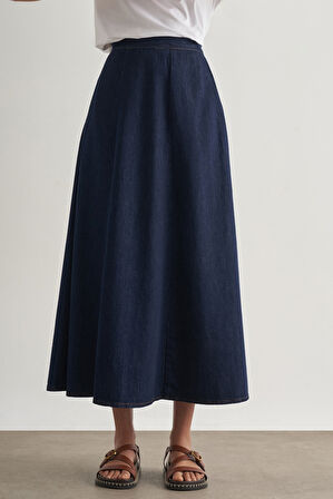 Mizalle Beli lastikli Volanlı Evaze Lacivert Maksi Denim Etek