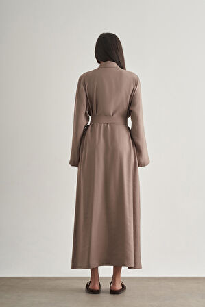 Mizalle Modal Karışımlı Kuşaklı Vizon Rengi Uzun Gömlek Elbi