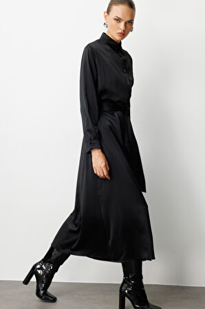 Mizalle Siyah Saten Maksi Gömlek Elbise