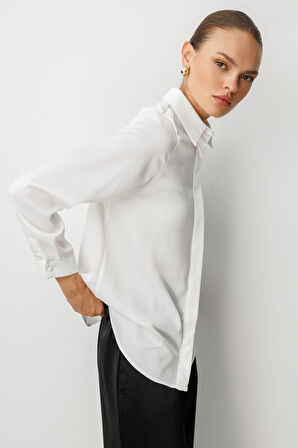 Mizalle Klasik Ekru Saten Gömlek Bluz