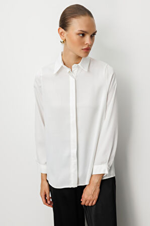 Mizalle Klasik Ekru Saten Gömlek Bluz