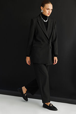 Mizalle Oversize Siyah Kruvaze Blazer Ceket