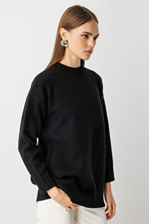 Mizalle Yuvarlak Yaka Oversize Siyah Triko Kazak