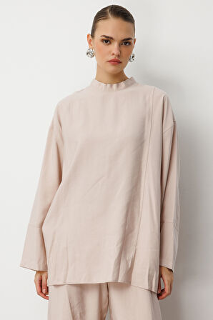 Mizalle Oversize Yüksek Yaka Modal Karışımlı Bej Rengi Tunik