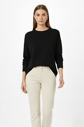 Mizalle Ekstra Oversize Düşük Kol Basic Siyah İnce Triko Kazak