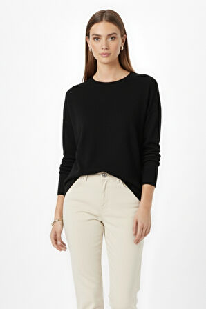 Mizalle Ekstra Oversize Düşük Kol Basic Siyah İnce Triko Kazak